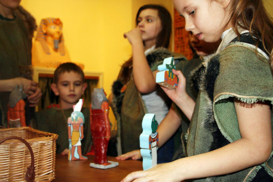 Новая музейная экспозиция «Мировое искусство – детям: Древний мир» открылась в Великоустюгском музее-заповеднике